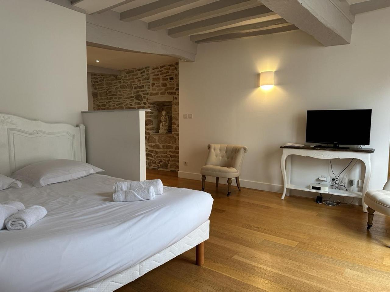 ביון Batisse Paradis- 3 Appartements Calmes Et Elegants Au Centre Historique De Beaune מראה חיצוני תמונה